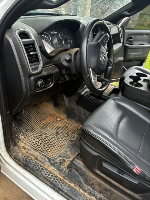 Vehicle interior before detailing